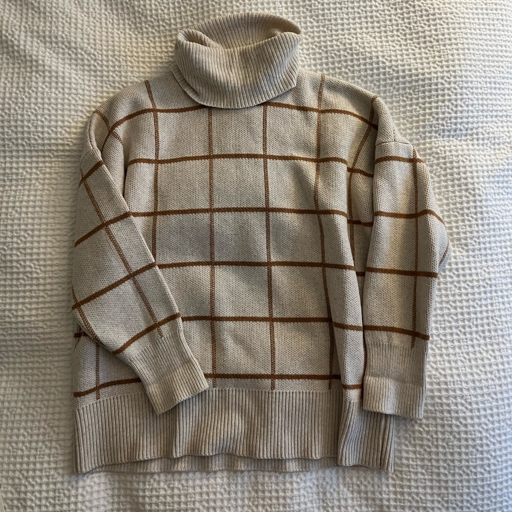 Pearldale Turtleneck Sweater in Windowpane